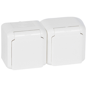 2X2P+E WH SCH SOCKET HOR. IP44